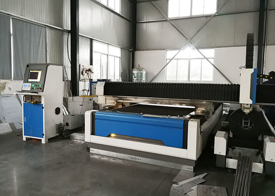 গুণ  2KW-40KW Tube and Plate Integrated Fiber Laser Cutting Machine কারখানা